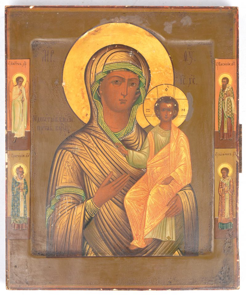 “De Madonna met kind, omringd door diverse Heiligen”. Een Russische icoon. Enkele kleine plekjes bijgewerkt.
