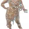Een liggende leeuw een boerinnetje op plexiglazen voetstuk en een beeldje ter gelegenheid van het 60-jarig bestaan van Turmac in 1980. (Turkish-Macedonian Tobacco Company).