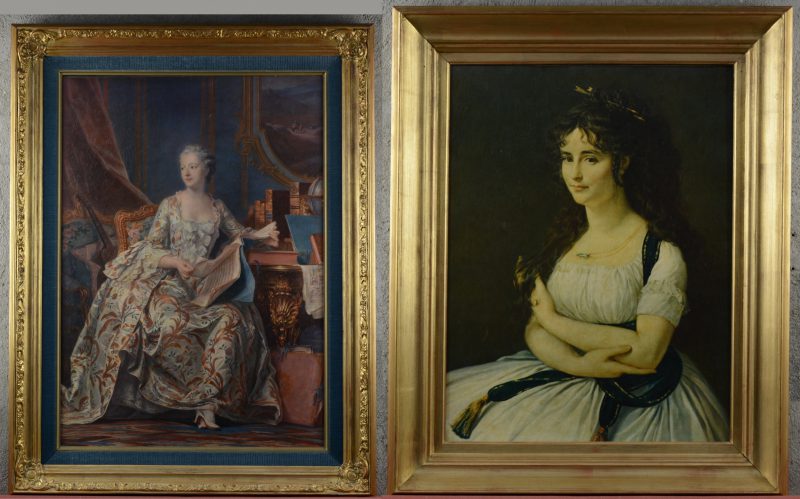 Twee reproducties van vrouwenportretten.