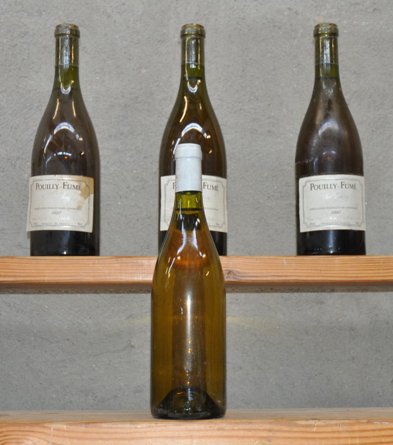 Lot witte wijn        aantal: 4 bt    Witte wijn zonder etiket        aantal: 1 bt    Pouilly-Fumé Pur Sang A.C.  Didier Dageneau, Pouilly s/Loire M.O.  1992  aantal: 3 bt