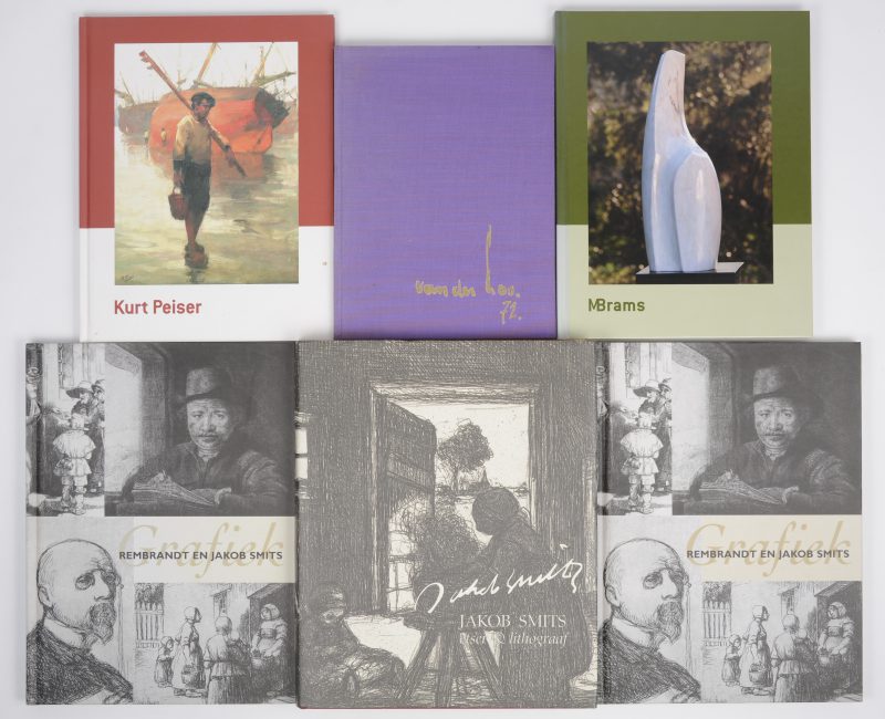 Een lot van zes kunstboeken over Jakob Smits, Kurt Peiser en Van Der Loo.