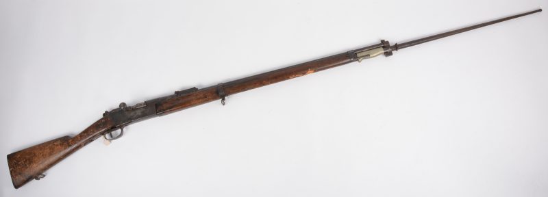 Een Lebel geweer model 1886 van de Franse infanterie.  Met degenbajonet.