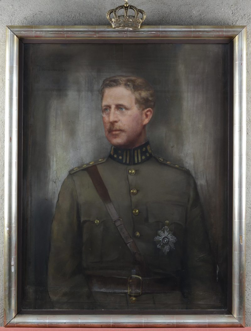 “Portret van Koning Albert I. Pastel op papier. Gesigneerd links bovenaan.