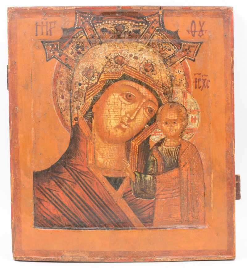 “Moeder Gods van Kazan”. Russische icoon uit de XVIIde eeuw.