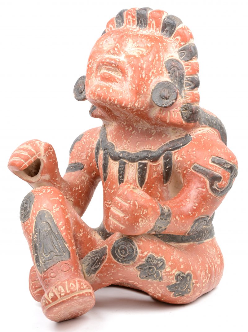 Zittende figuur. Terracotta beeld naar pre-Columbiaans voorbeeld. Midden-Amerika.