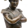 “Napoleon Bonaparte”. Een bronzen beeldje op arduinen sokkel naar een werk van Henri Guillemin.