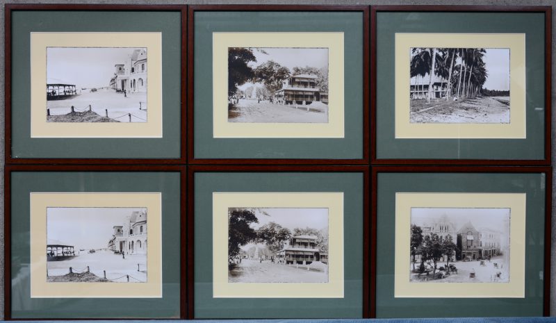 Een reeks van zes oude foto’s met zicht op Singapore uit de jaren ‘80 van de XIXe eeuw. Twee exemplaren dubbel, waarbij één met gebarsten glas.