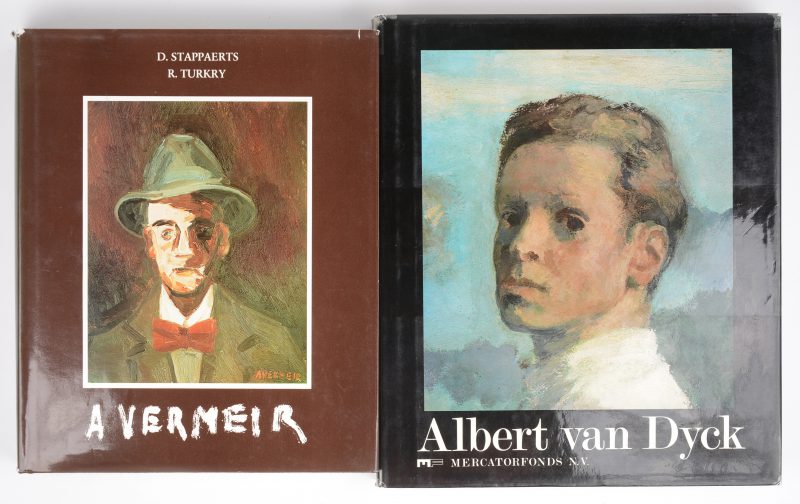 Twee kunstboeken: - “A. Vermeir”. Ed. Vermeir, Berchem 1980.- “Albert van Dyck”. Ed. Mercatorfonds, 1978.