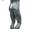 “De bronstijd”. Een bronzen beeld naar  een werk van Rodin op beige marmeren sokkel.
