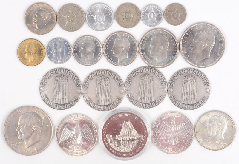 Een lot diverse munten, zilver e.a. Canada, V.S., Cuba, Duitsland, Spanje, munten van Sint-Rombouts te Mechelen.
