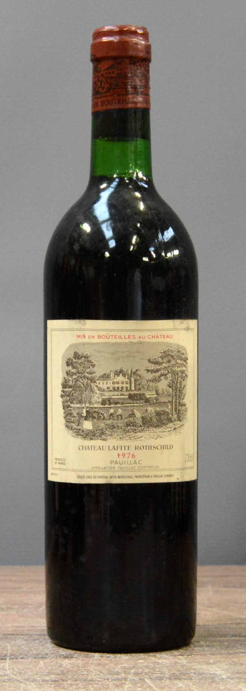 Ch. Lafite-Rotschild A.C. Pauillac 1er Grand Cru Classé  M.C.  1976  aantal: 1 Bt. neck