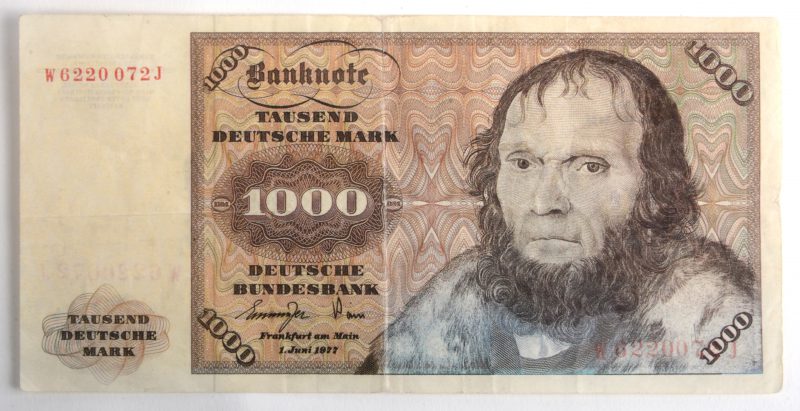 Een biljet van 1000 Duitse mark. Zeldzame uitgave uit 1977. “Rozenberg”. Met vouwsporen.