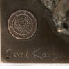 “Memento Mori”. Een bronzen beeld naar een werk van Carl Kaubu.