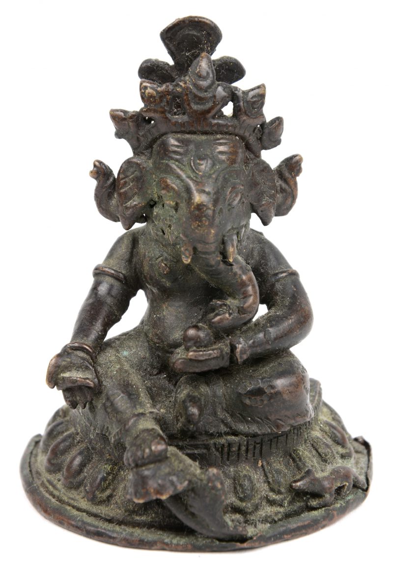 Een kleine bronzen voorstelling van Ganesh. Tibetaans werk.