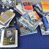 Lot boeken over John F. Kennedy met aandacht aan zijn buitenlandbeleid. Bevattende boeken gaande over de Cuba crisis, Europa, zijn relatie met Chroesjtsjov etc...