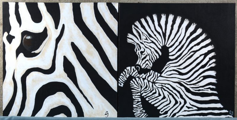 “Zebra’s”. Twee werken, olieverf op doek. Beide gemonogrameerd en één gemonogrameerd 2017.