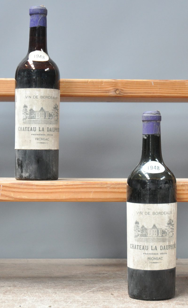 Ch. la Dauphine A.C. Côtes de Fronsac     1948  aantal: 2 Bt. ms - ls