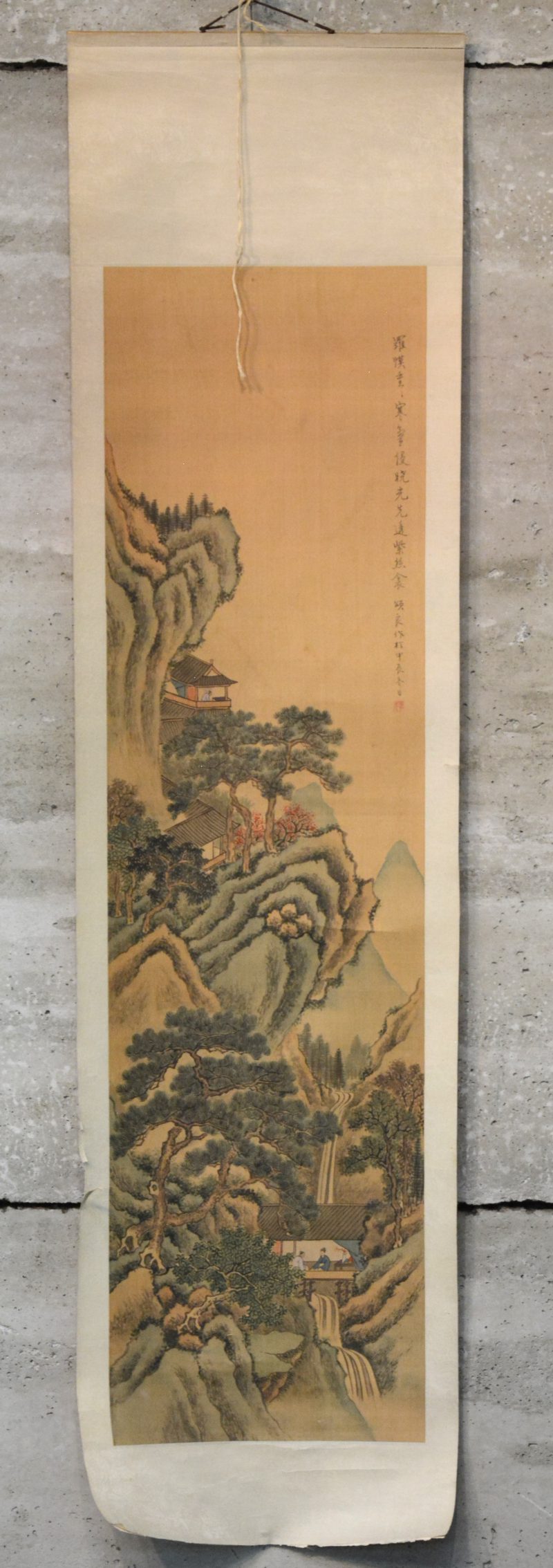 “Personages in een landschap”. Een handgeschilderde Chinese scroll.