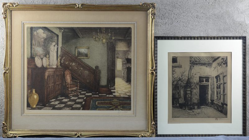2 gravures:- Albert Geudens, “Interieur. Gesigneerd buiten de plaat- Henri Mortiaux, “Binnenkoer’. Gesigneerd, genummerd en gedateerd 1924 buiten de plaat.