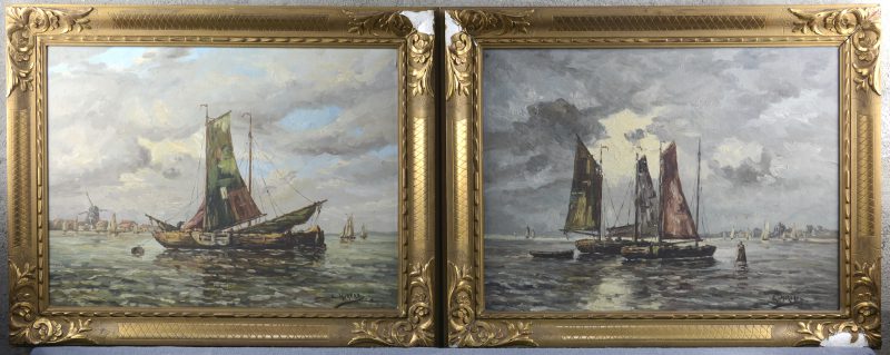 “Vissersboten voor de Hollandse kust”. Een paar schilderijen. Olieverf op doek. Gesigneerd.