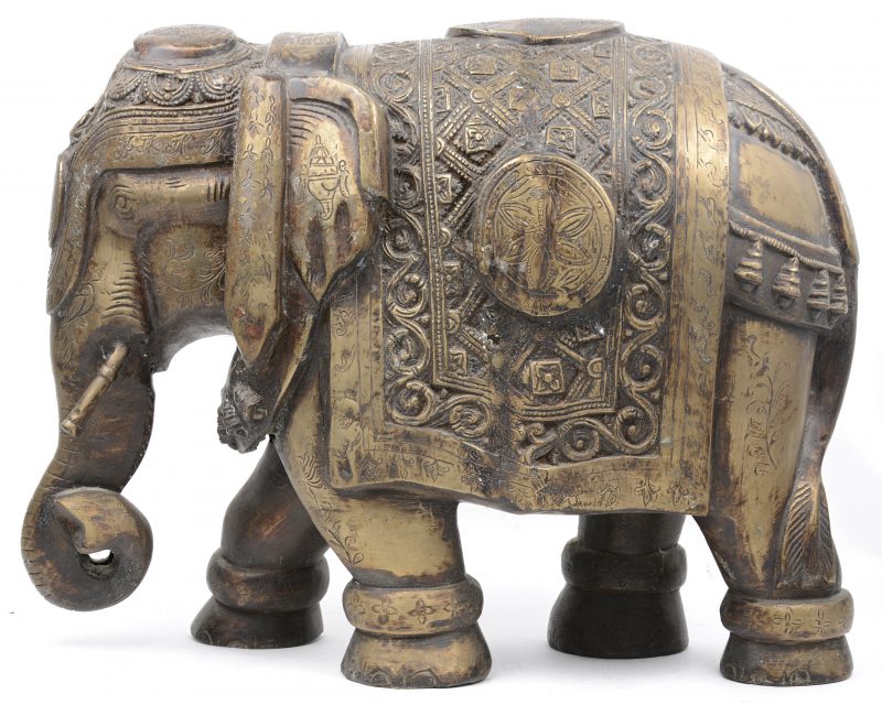 Een bronzen Indische olifant.
