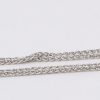 Een 18 karaats wit gouden ketting met hanger bezet met briljanten met een gezamenlijk gewicht van ± 0,65 ct.