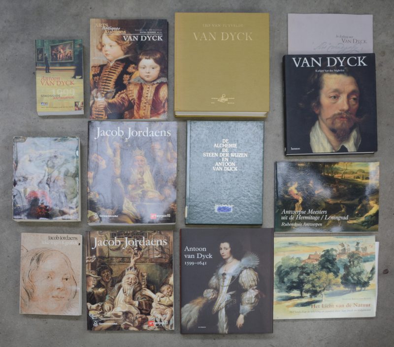 Een lot van 14 boeken met betrekking tot Antoon Van Dyck, Jacob Jordaens en Pieter Paul Rubens.
