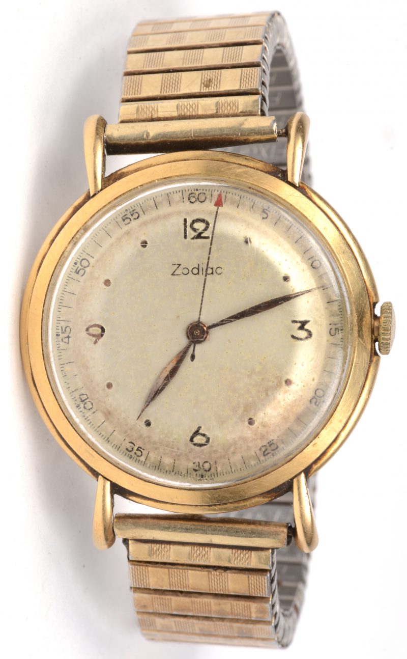 Een 18 K geelgouden horloge met een arband van fixoflex. Met inscritie van Gevaert. 1920-1945.