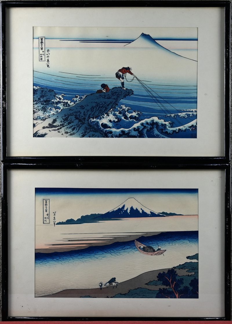 Twee Japanse houtsnedes uit de reeks zichten op de berg Fiji. Recentere herdrukken.