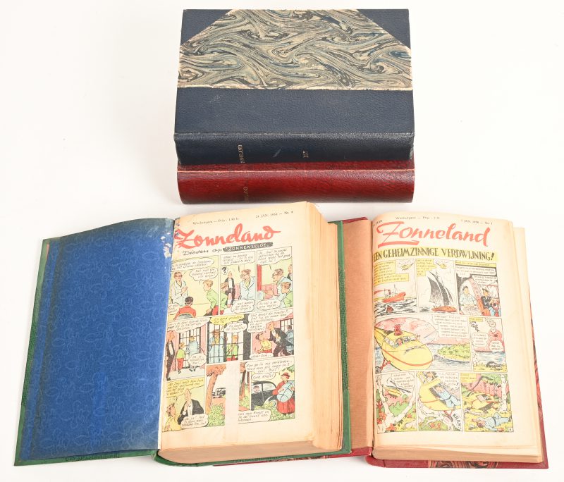 Vier gebundelde jaargangen van het jeugdtijdschrift Zonneland. Jaargangen 1954, 1955, 1957 & 1958.