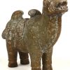 Beeldje van een kameel van gebeeldhouwd steen, naar de voorbeelden van de Han-dynastie (IIIe eeuw)