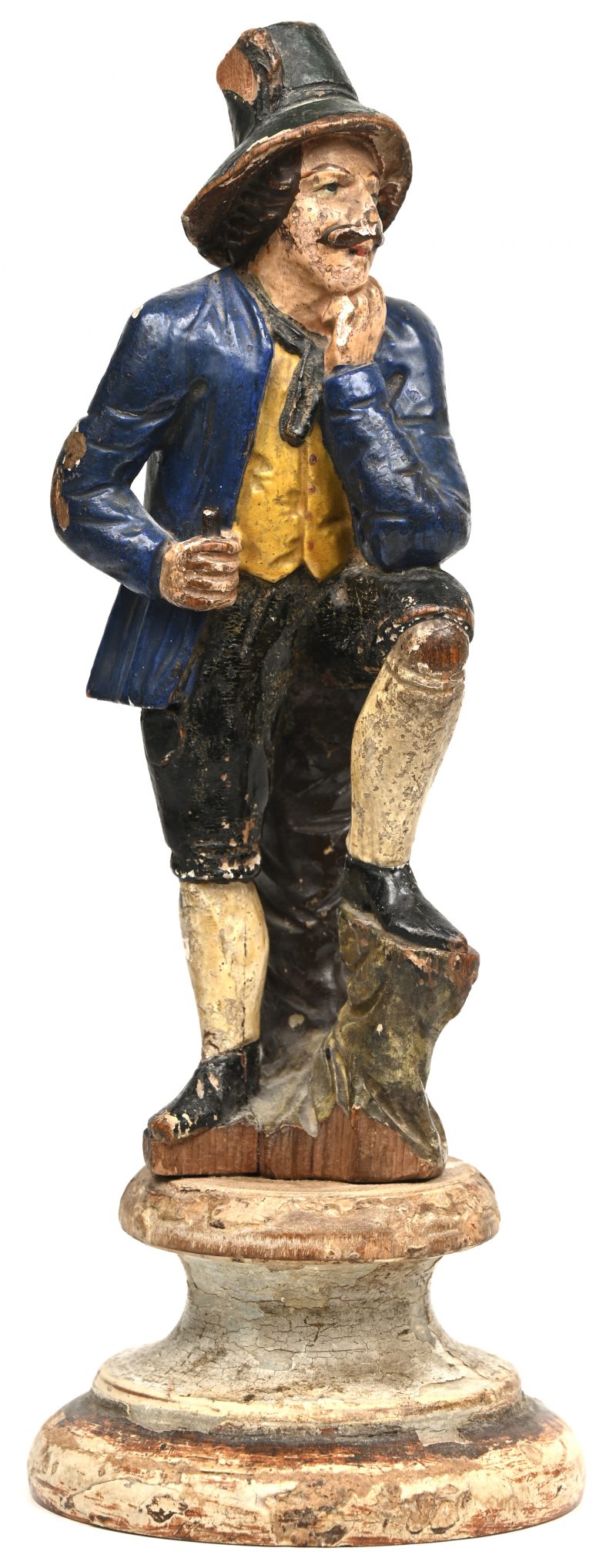 Een Zuid-Frans fijn gesneden en gepolychromeerd houten beeldje (Santon). Vfroeg XIXe eeuw.