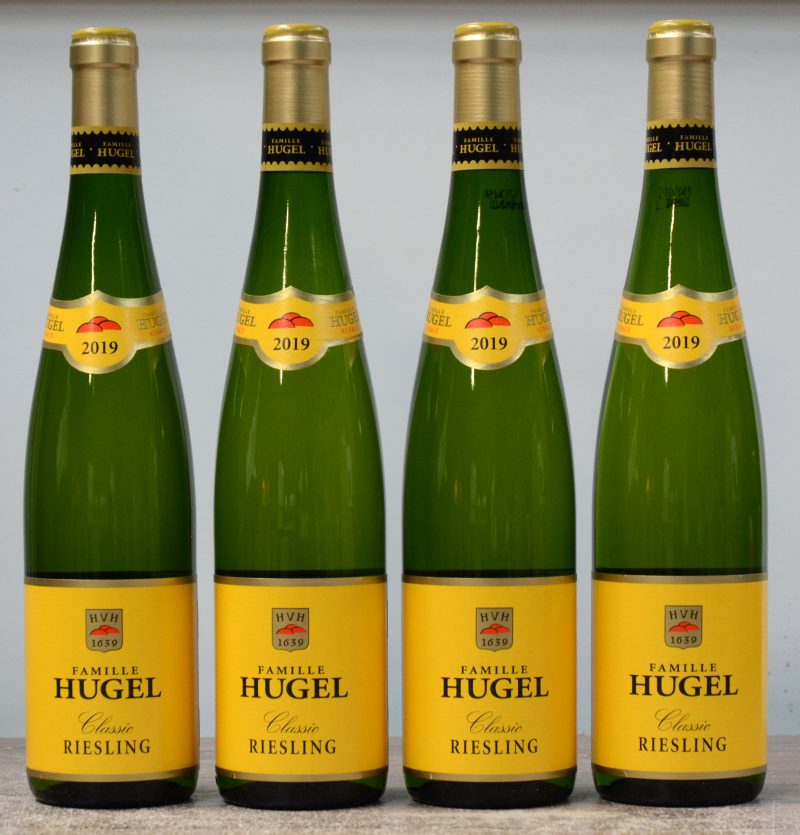 Famille Hugel Classic Riesling A.C. Alsace   M.P.  2019  aantal: 4 Bt.