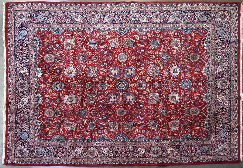 Oosters handgeknoopt tapijt wol.