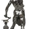 “Opus Improbum Omnia Vincit”, beeld in gepatineerd brons, gesigneerd “Emile Picault”