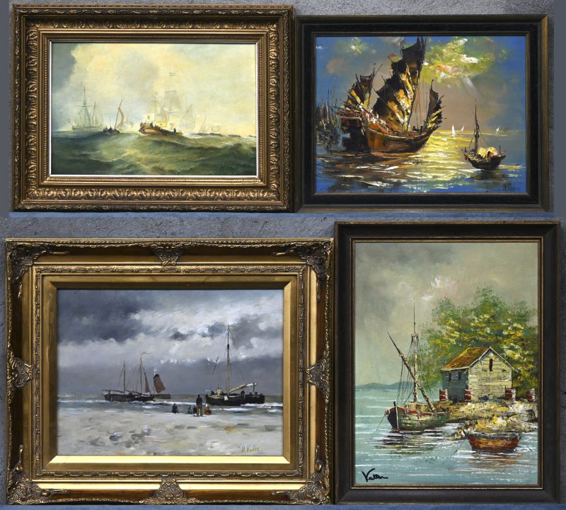lot 4 schilderijen met boten, olie op paneel