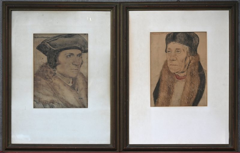“Thomas Moor, Lord Chancelour” & “Waramus, Archbishop of Canterbury”. Een paar houtskooltekeningen naar de originelen van Hans Holbein (één zonder glas).