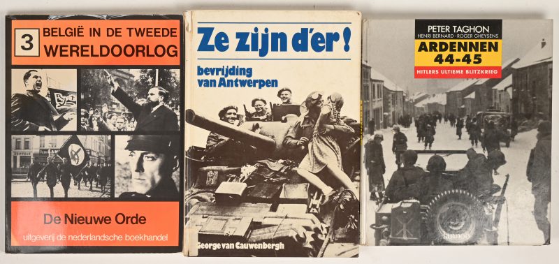 lot 3 boeken, WO II; Ardennen 44-45, De nieuwe orde, Bevrijding van Antwerpen.