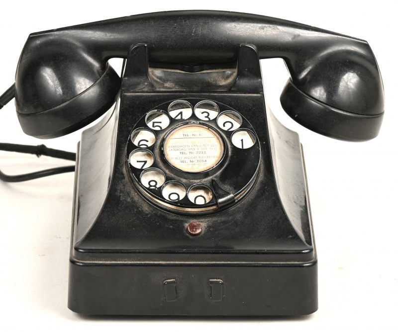 Een oude telefoon.