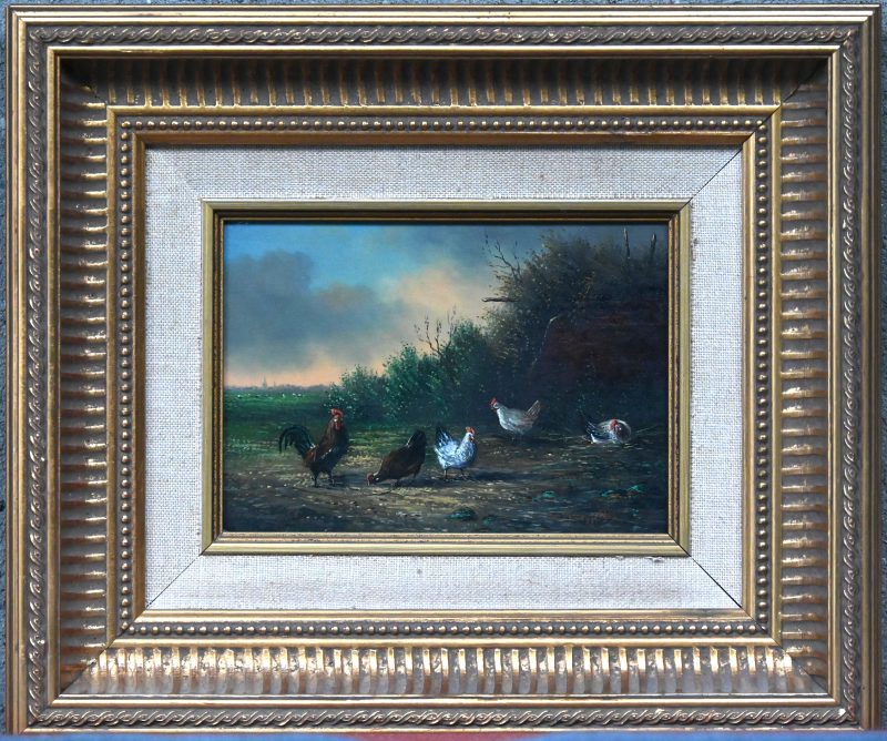 “Kippen op erf”, schilderij olieverf op paneel, afgebeeld landschap met 5 tal kippen op erf, onleesbaar gesigneerd onderaan.