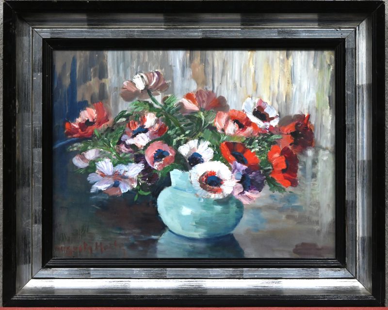 “Boeket in vaas”, schilderij olieverf op paneel, afgebeeld bloemen in vaas, onderaan gesigneerd.