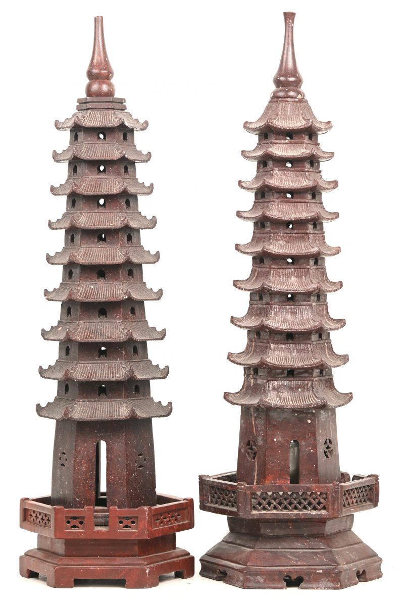 Een paar Chinese, Wen Chang pagode toren, wierookbranders uit speksteen.