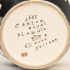 Een polychrome plateel vaas - ‘Carlos Royal.’