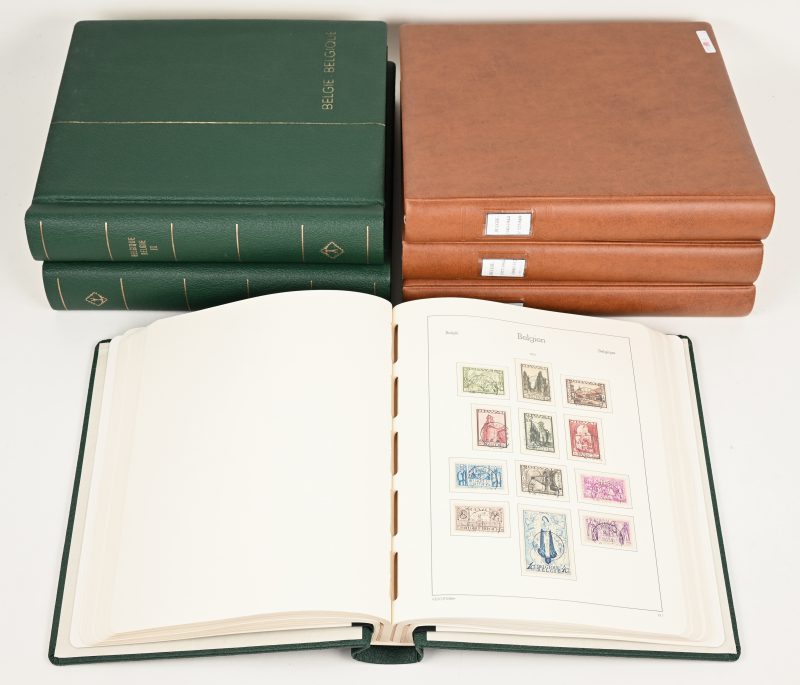 Zes postzegelalbums, waarvan 3 “Leuchtturm” met Belgische zegels. Van de eerste jaren tot 1979 en 3 “Lindner” met Belgische zegels,van 1940 tot 1964 postfris, enkele mooie reeksen en vellen. Behoorlijk gevuld, in goede staat.