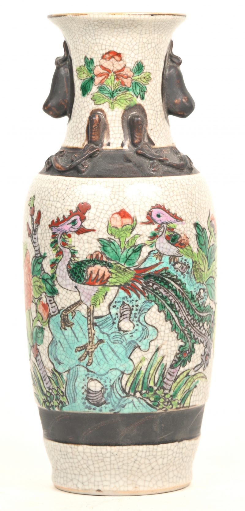 Een Nanking vaas met de afbeelding van een pauw .