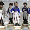 Een serie van elf napoleontische officieren van veelkleurig porselein. Gemerkt onderaan.