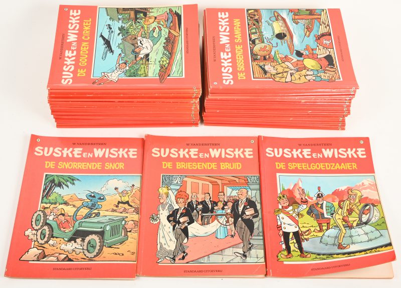 Suske en Wiske. Rode reeks. Standaard Uitgeverij tussen 1969 en 1973.  Nummers 91-106, 108, 110-124, 126-141, 143-144. 50 stuks in redelijke tot goede staat.