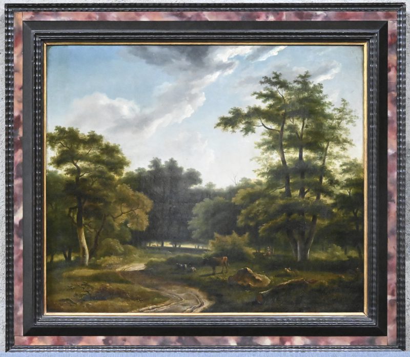 “Boslandschap met vee en herderin”. Een schilderij, olieverf op doek. Onderaan onleesbaar gesigneerd. Vermoedelijk eind 19e eeuw, Hollandse school.