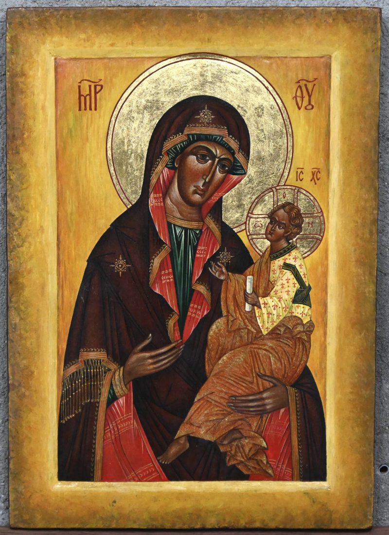 “The Virgin of Georgia and Jerusalem”. Een icoon op paneel. Opschrift achteraan “Novgorod School XVth Cent. Painted by Zygmunt Grabowski-Poland”. Gestempeld en gedateerd 1977.