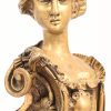 Een set van 2 verguld bronzen haardijzers met de voorstelling van hofdames .